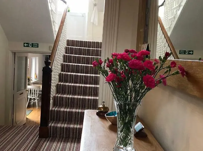 @edengate Bed & Breakfast 4*